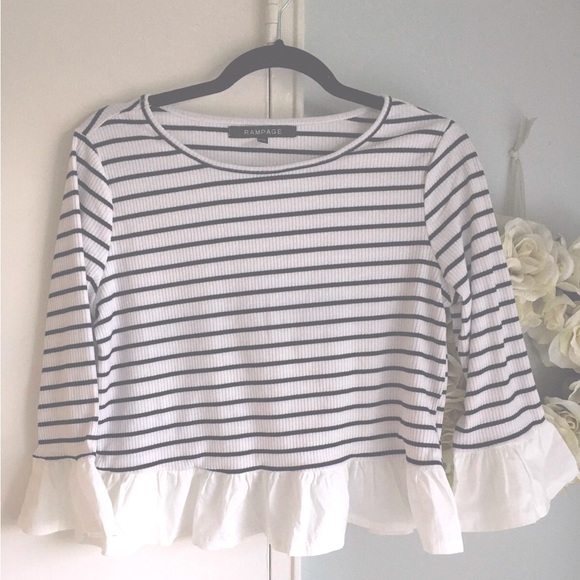 Rampage Grey and White Striped Long Sleeve Shirt Blouse - Picture 1 of 2